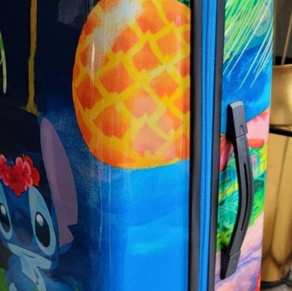 Disney Stitch 24" Hardsided Rolling Luggage Exclusive - Picture 3 of 7